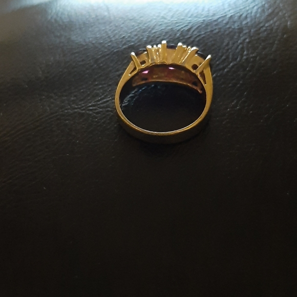 Seta Ruby Ring - Picture 3 of 5